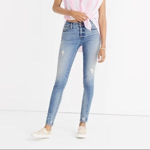 Madewell 9" High-Rise Skinny Jeans: Destructed-Hem Edition size 25